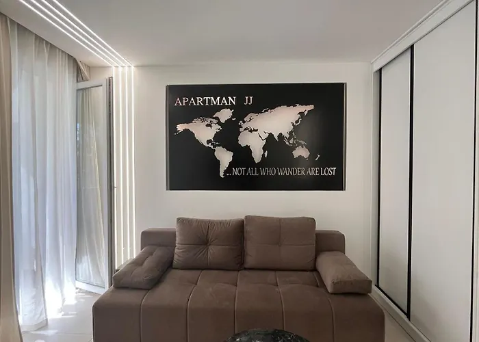 Apartman Jj Vladimira Rolovic 09 17