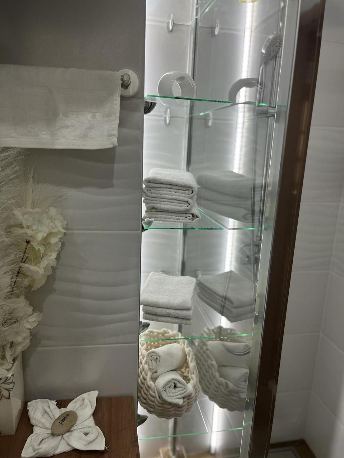 Apartment Jj Vladimira Rolovic 09 17